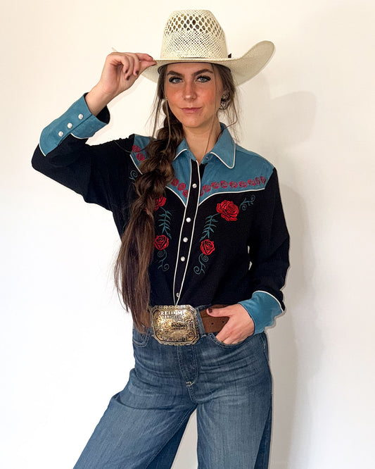 Women's Blue Valentine Embroidered Western Pearl Snap Shirt