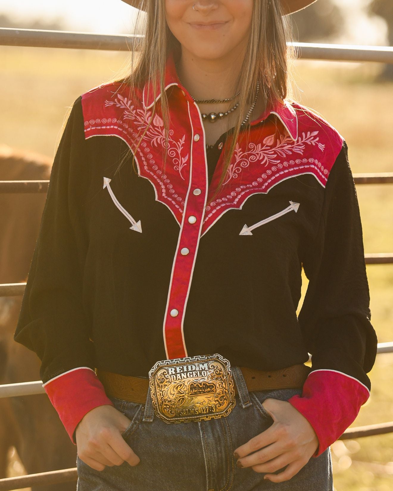 Women's Prairie Sunset Embroidered Western Pearl Snap Shirt